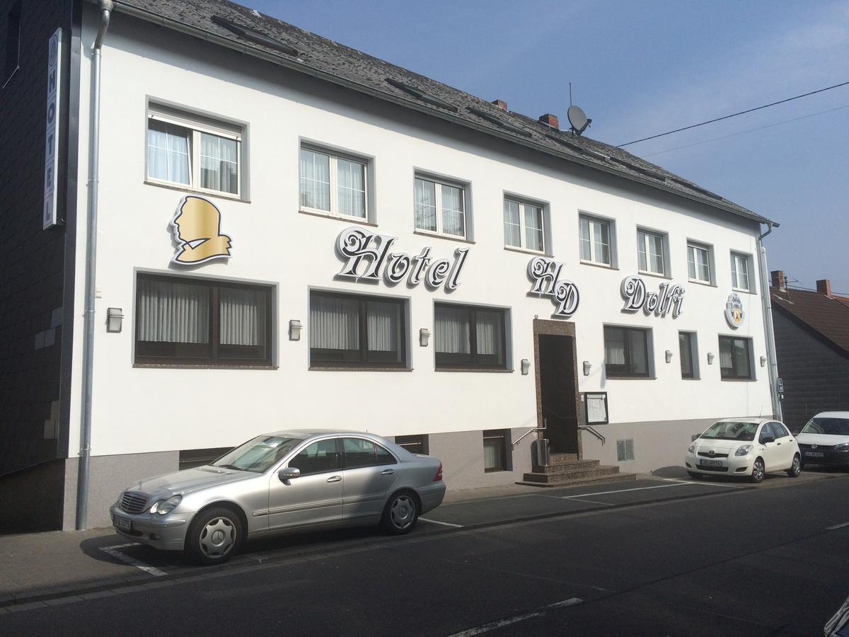 Dolfi Hotel & Restaurant Sulzbach  المظهر الخارجي الصورة